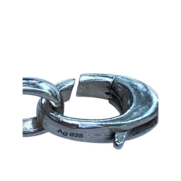 Authentic Gucci Interlocking GG Logo Necklace โ 16โ Sterling Silver - Picture 4 of 9